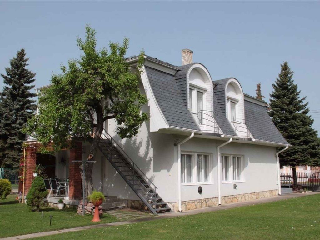 Ferienwohnung in Balatonnähe mit Garten