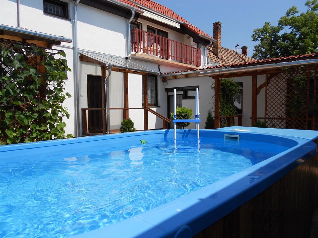Ferienwohnung in Zentrumsnähe mit Pool