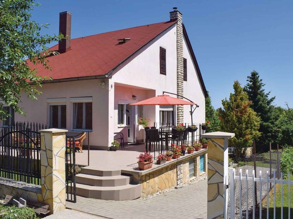 Ferienhaus mit WLAN und schöner Terrasse
