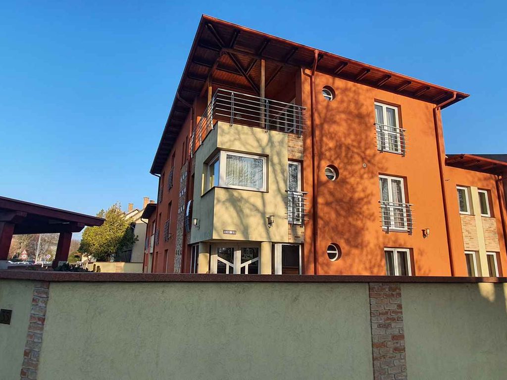 Ferienwohnung mit Klimaanlage, Internet und Pool