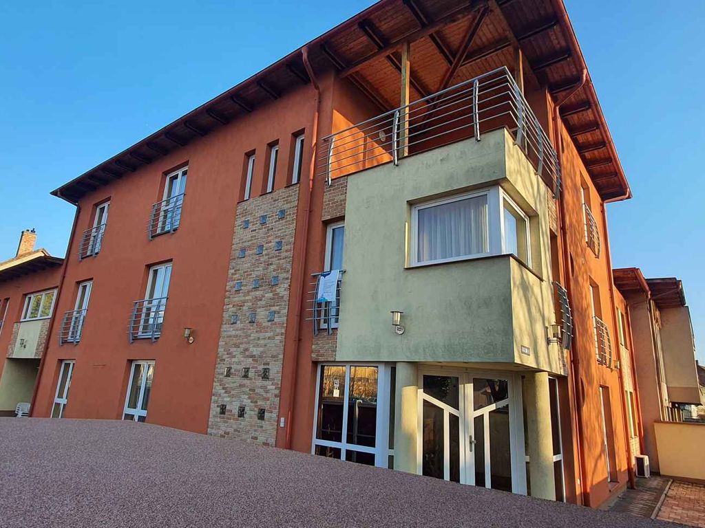 Ferienwohnung mit Klimaanlage, Internet und Pool