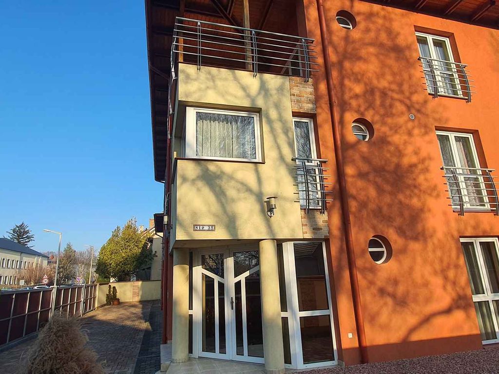 Ferienwohnung mit Klimaanlage, Internet und Pool