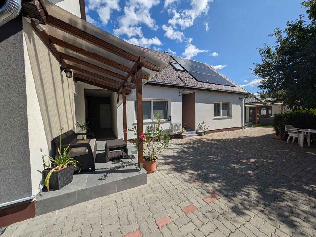 Ferienwohnung mit Klimaanlage, Whirlpool und Sauna