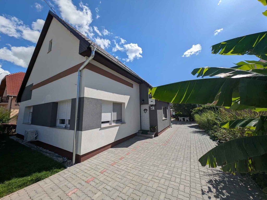 Ferienwohnung mit Klimaanlage, Whirlpool und Sauna