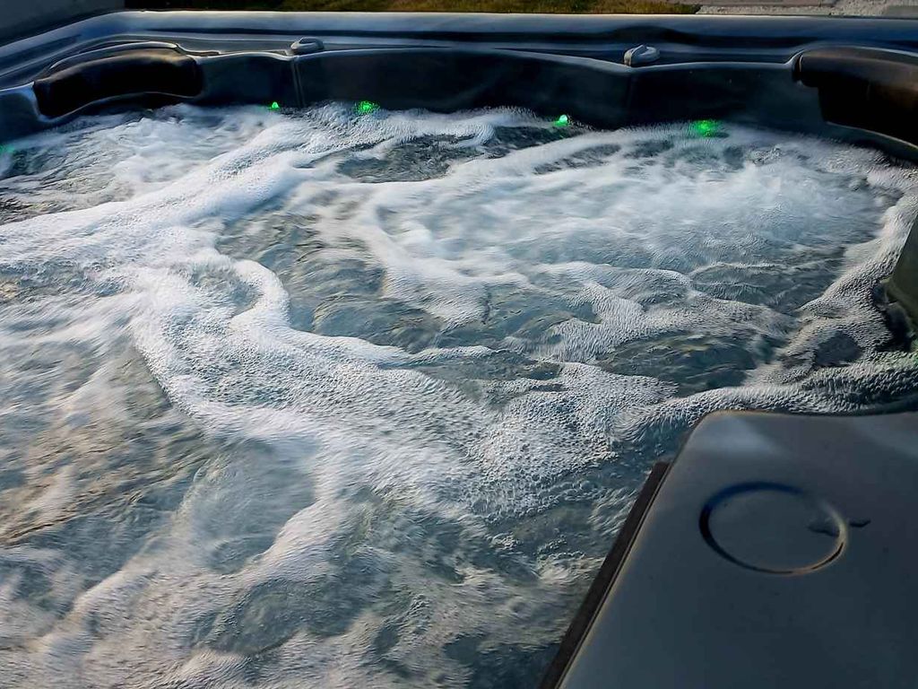 Ferienwohnung mit Sauna, Whirlpool und Klimaanlage