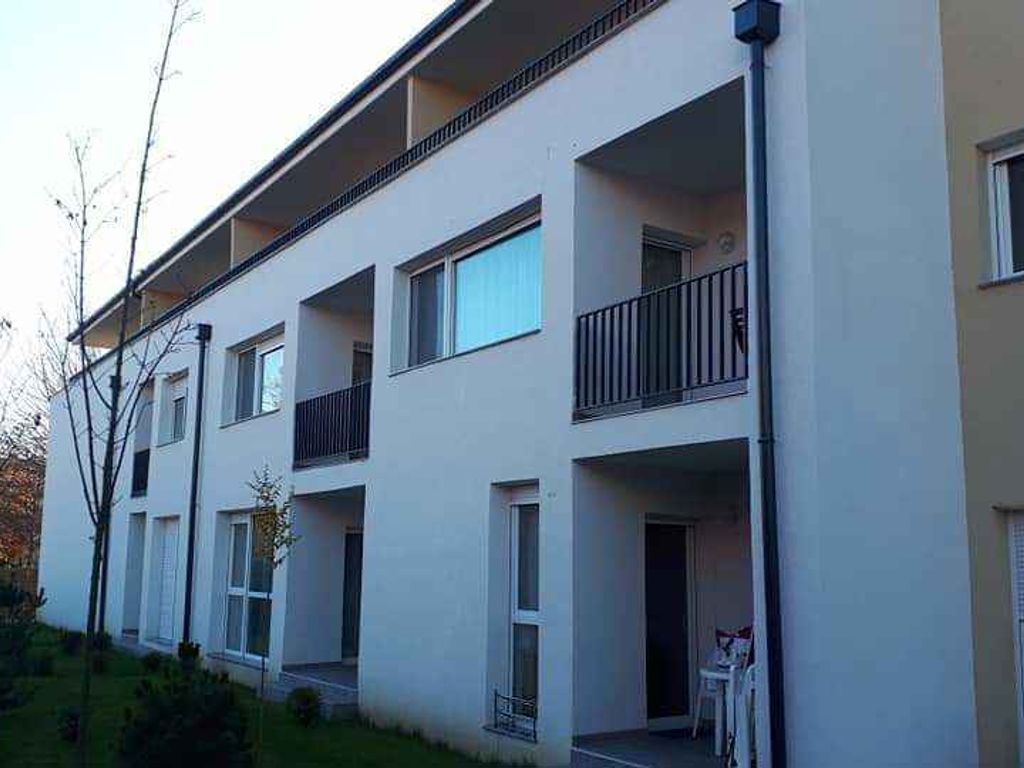 Ferienwohnung mit moderner Ausstattung und Klimaanlage, in der Nähe des Zentrums und des Strandes