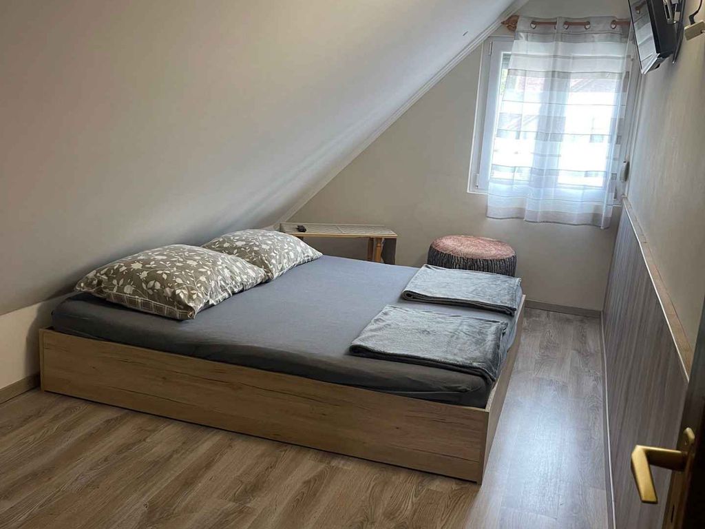 Ferienhaus in Strandnähe mit Terrasse und Internet