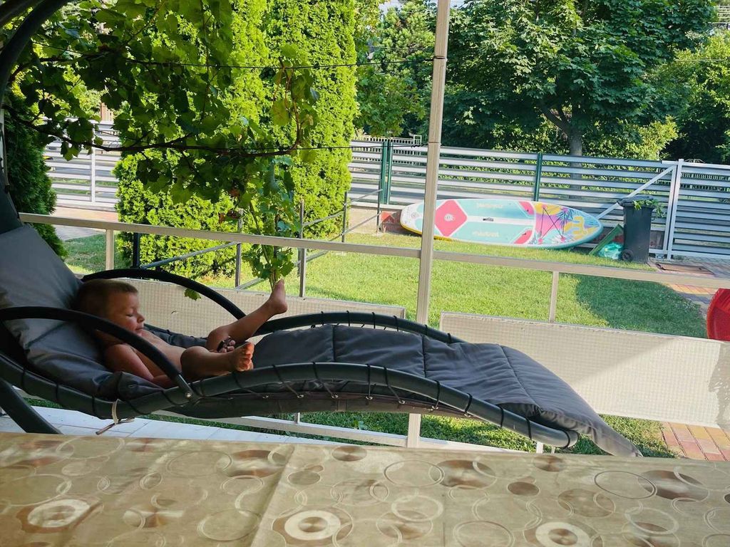 Ferienhaus in Strandnähe mit Terrasse und Internet