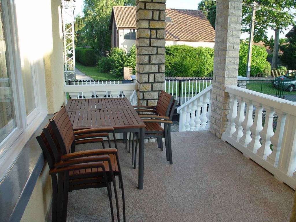 Ferienhaus mit Terrasse und Klimaanlage