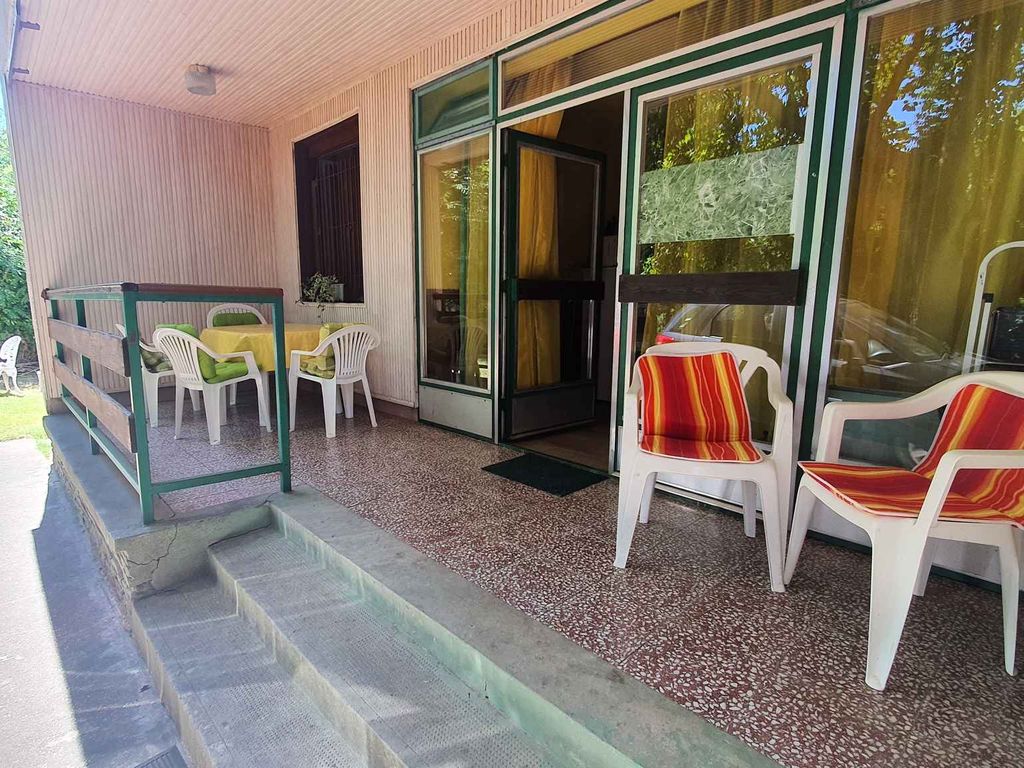 Ferienhaus in einem beliebten Gegend von Szántód mit Internet