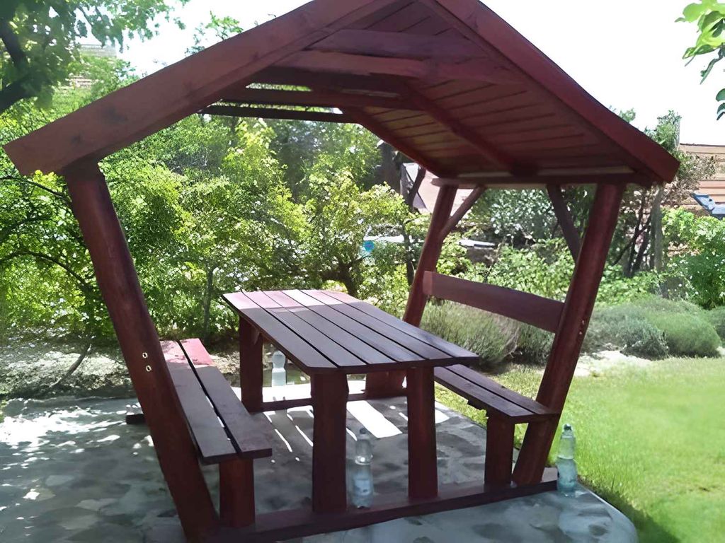 Ferienhaus mit Garten nur 50 m vom Zentrum