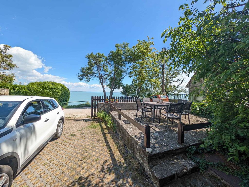 Ferienhaus mit Ausblick auf den Balaton