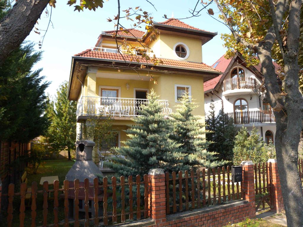 Ferienwohnung in Strandnähe mit Terrasse, Grill und Klimaanlage