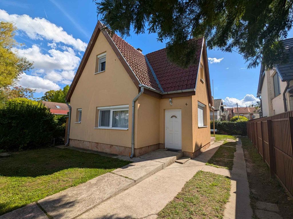 Ferienhaus mit Terrasse und WLAN in der Nähe vom Balaton