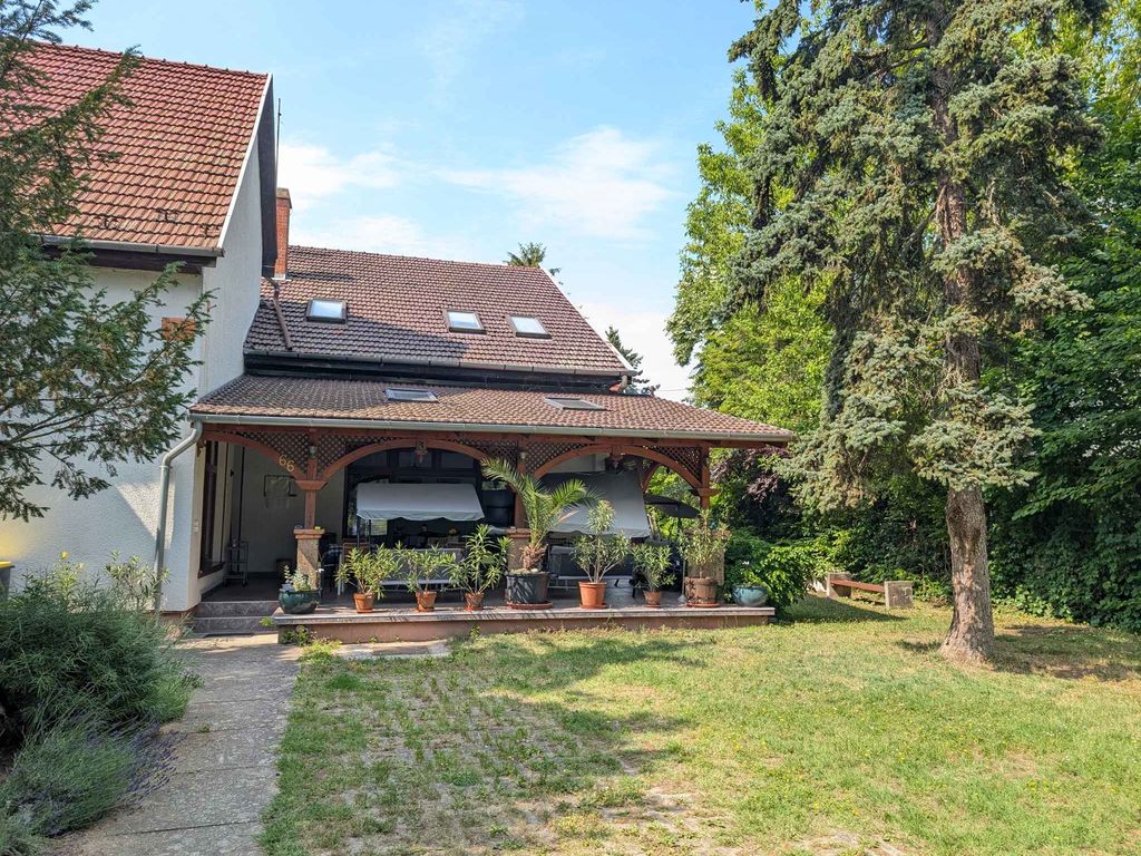 Ferienwohnung im Obergeschoss mit WLAN und Klimaanlage