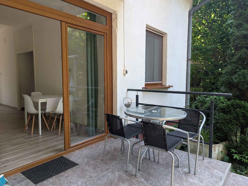 Ferienwohnung in der Nähe vom Wasser mit Terrasse und WLAN