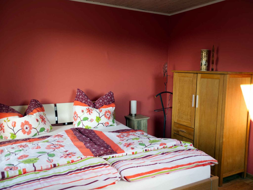 Ferienwohnung mit Fahrrädern und Garten