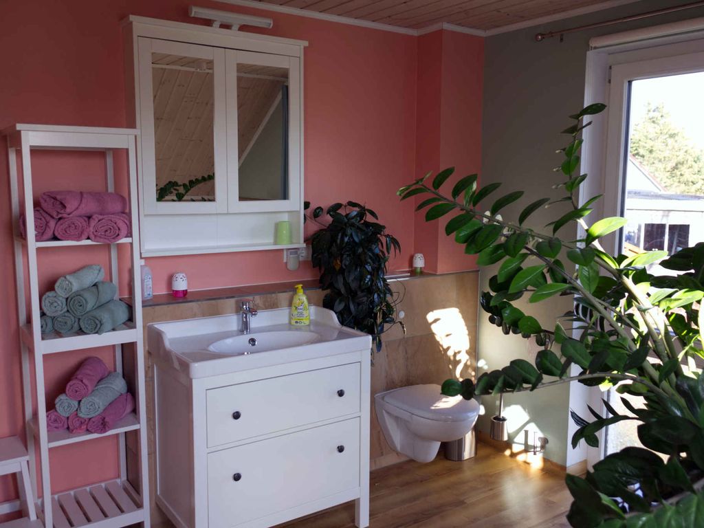 Ferienwohnung mit Fahrrädern und Garten