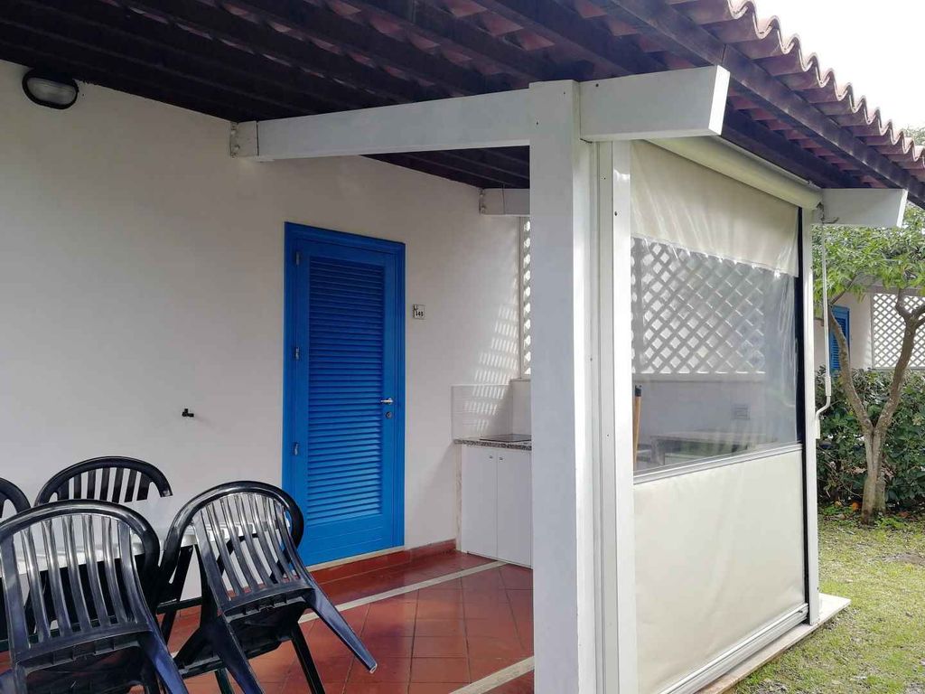 Ferienhaus mit Terrasse und Klimaanlage