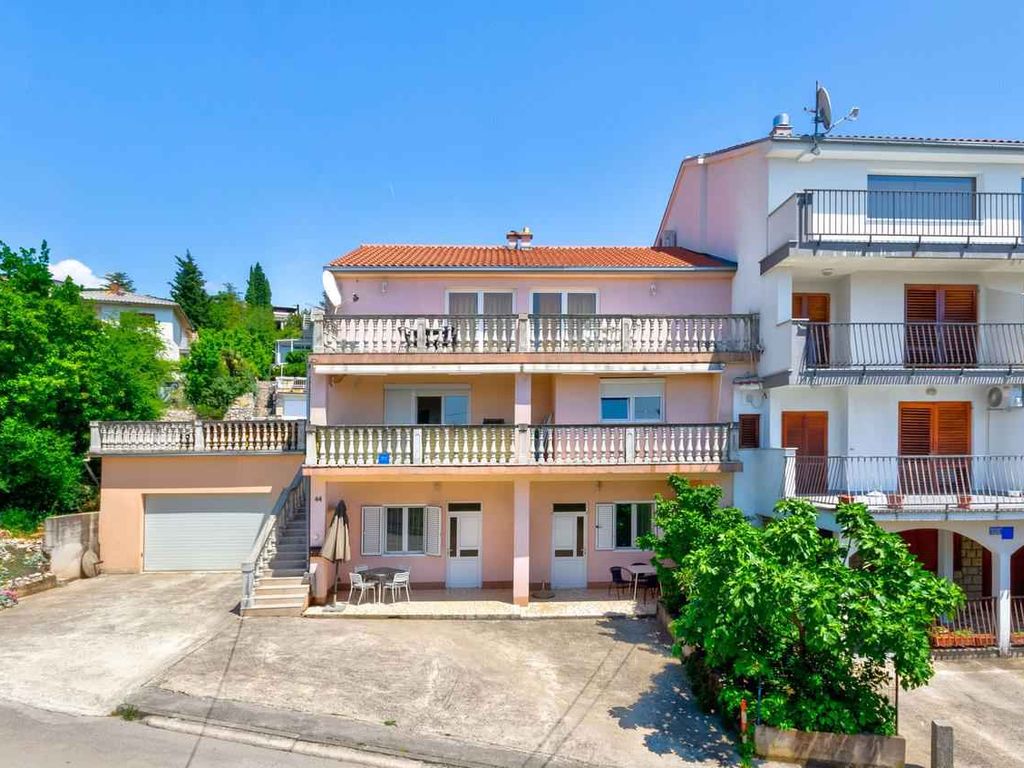 Ferienwohnung mit Klimaanlage und Terrasse