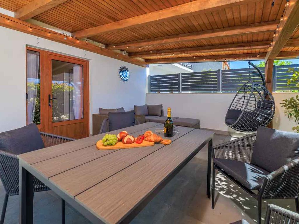 Ferienwohnung mit Klimaanlage und Meerblick
