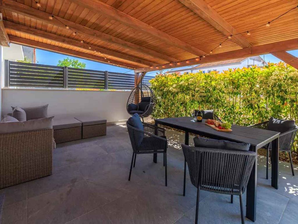 Ferienwohnung mit Klimaanlage und Meerblick