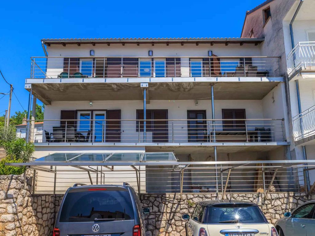 Ferienwohnung mit Klimaanlage und Balkon