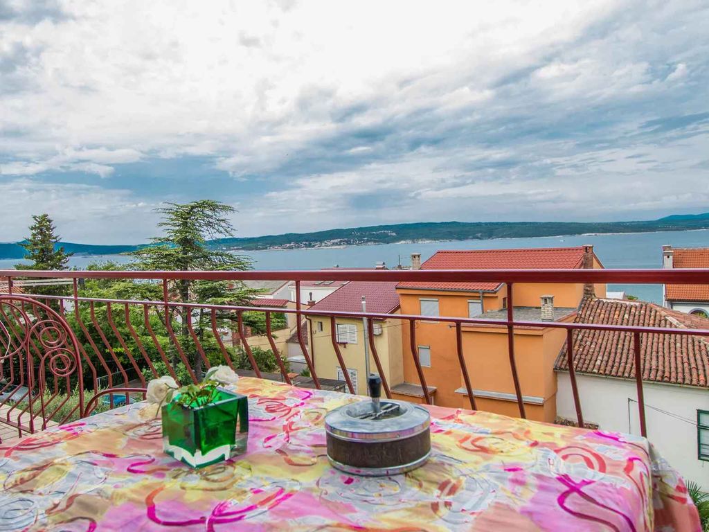 Ferienwohnung mit Klimaanlage und Balkon