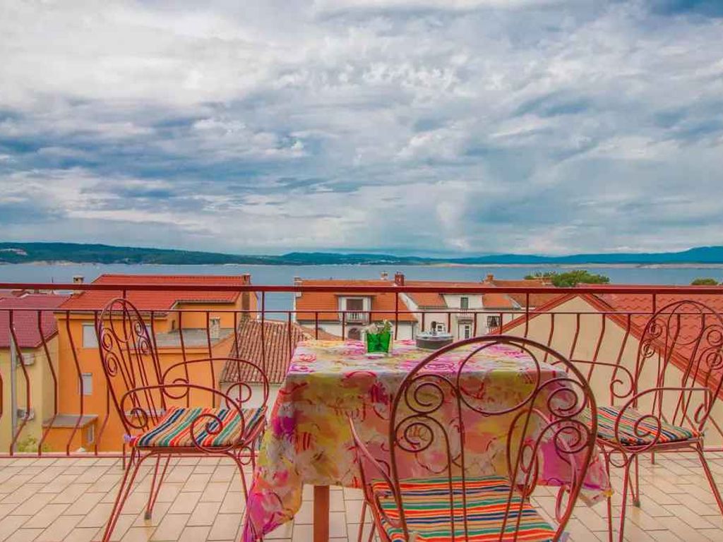 Ferienwohnung mit Klimaanlage und Balkon