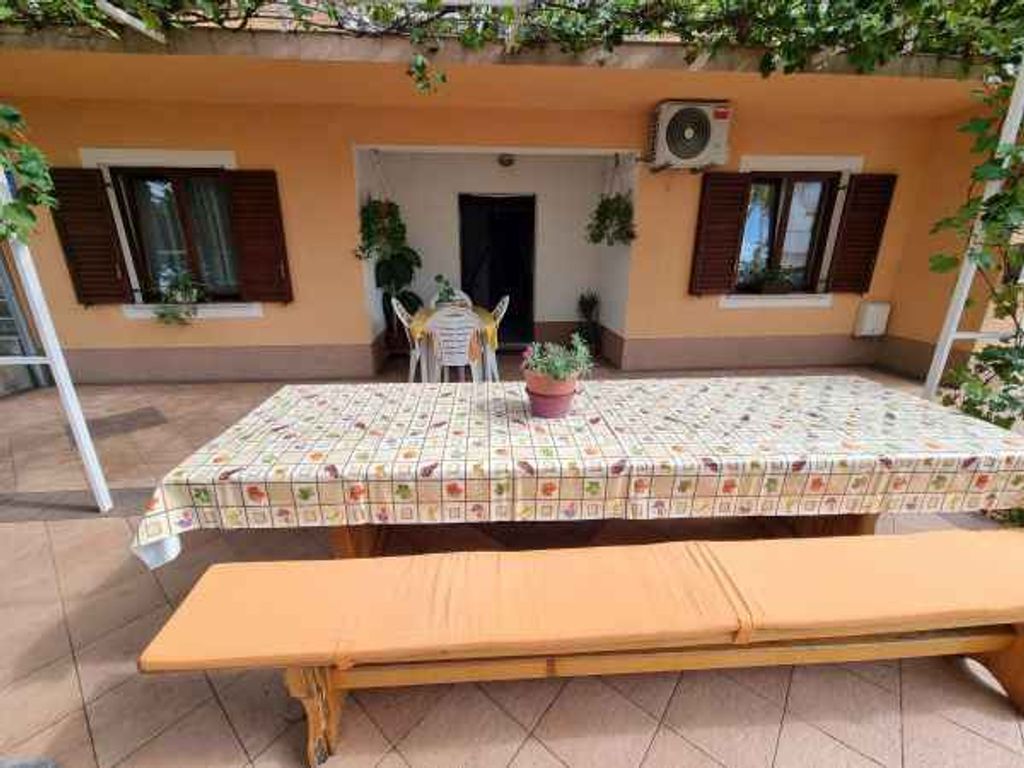 Ferienwohnung mit großer Terasse