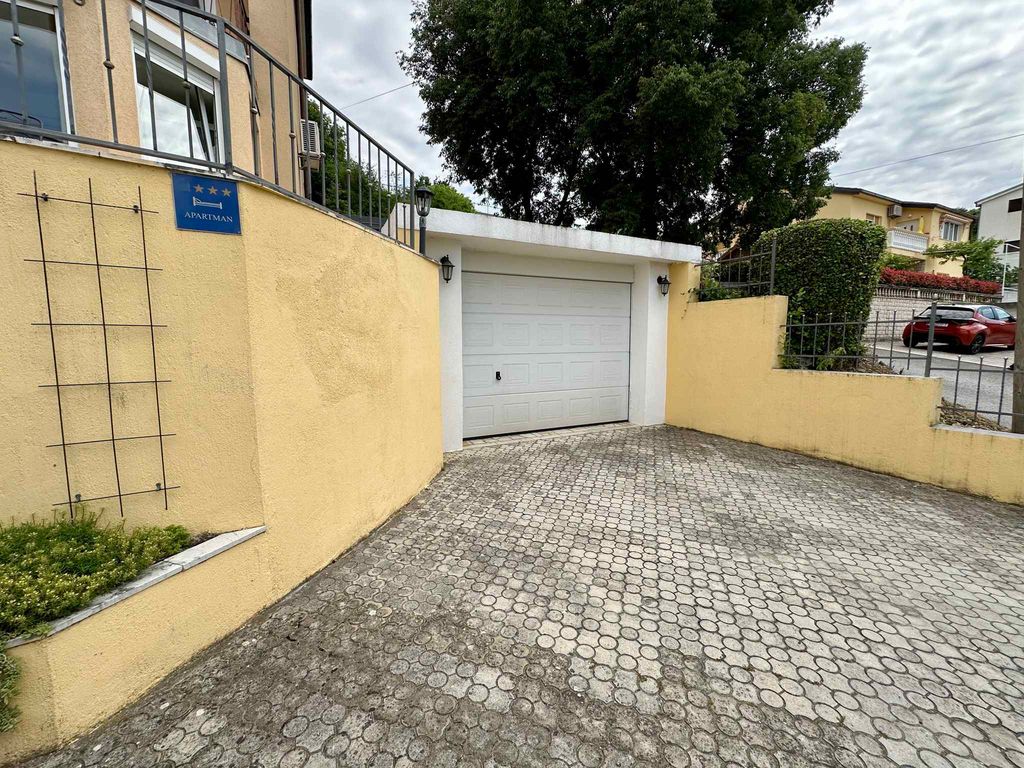Studio Komfortabel und gut ausgestattet