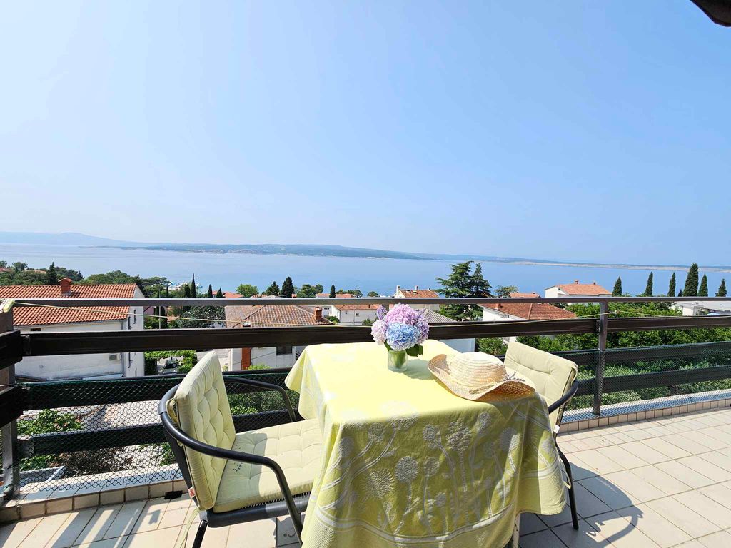 Ferienwohnung mit Terrasse und Meersicht