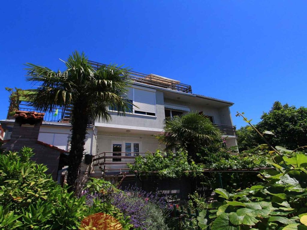 Ferienwohnung mit Terrasse und Meersicht