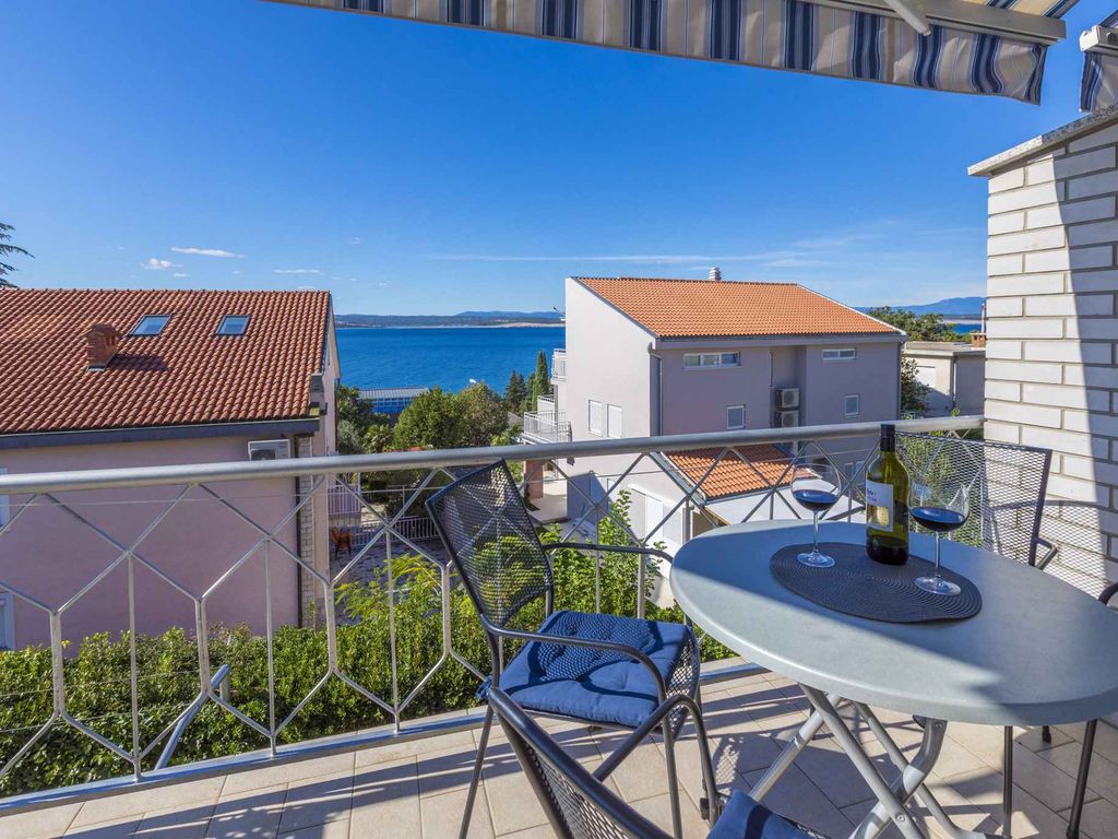 Ferienwohnung mit Balkon und Meerblick