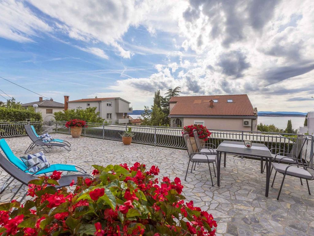 Ferienwohnung Mit Meerblick und Terasse