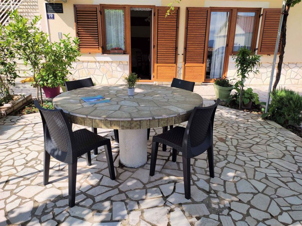 Ferienwohnung mit Terrasse