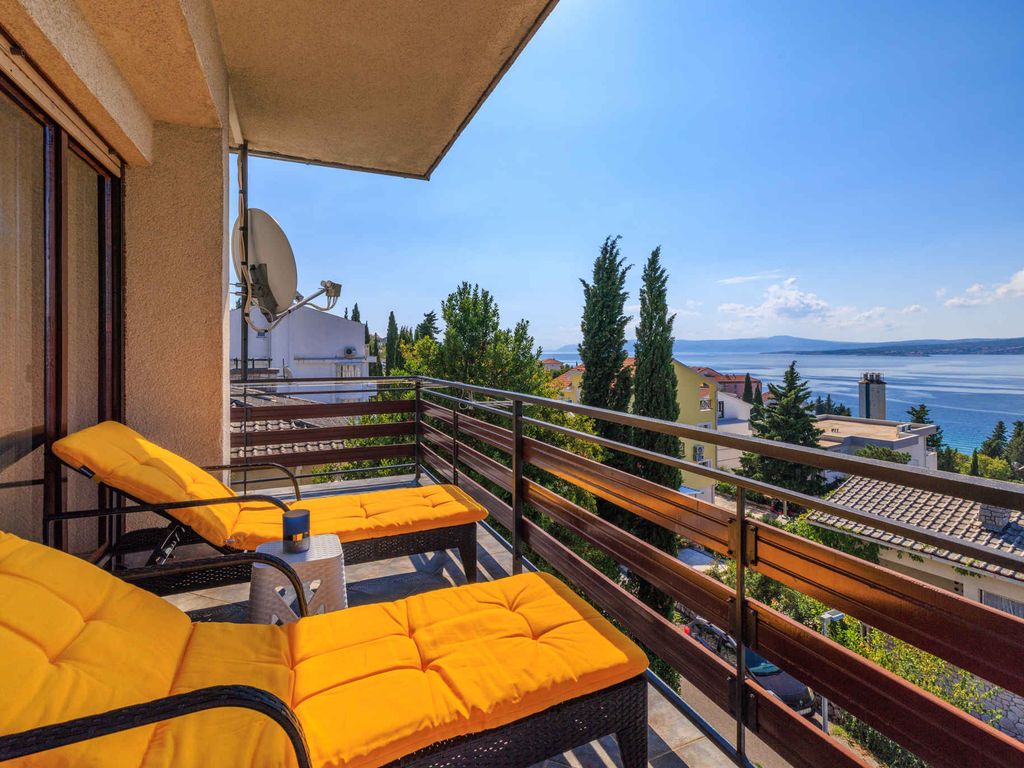 Ferienwohnung mit Balkon und Klimaanlage