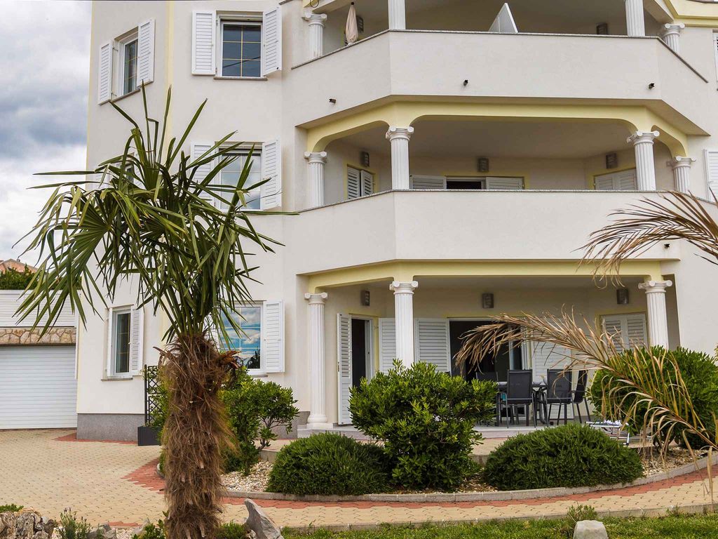 Ferienwohnung mit Terrasse und Panoramablick