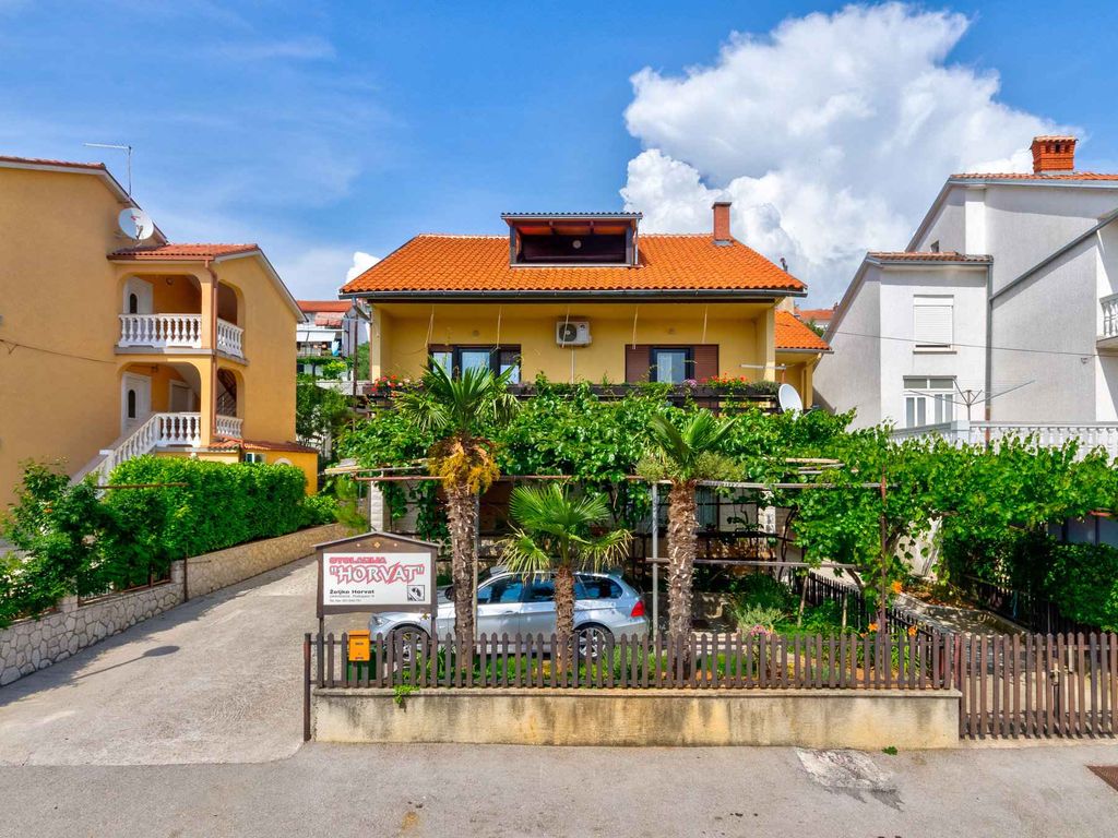 Ferienwohnung mit Klimaanlage und Meerblick
