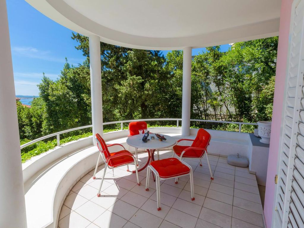 Ferienwohnung mit Terrasse und Klimaanlage