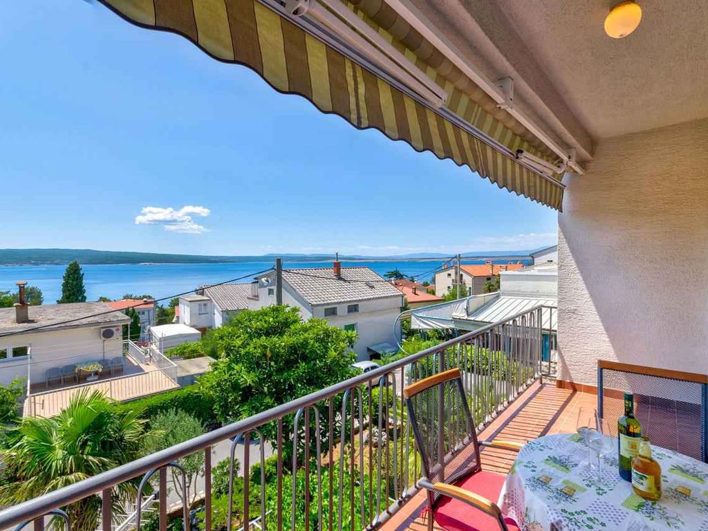 Ferienwohnung mit Balkon und Meerblick