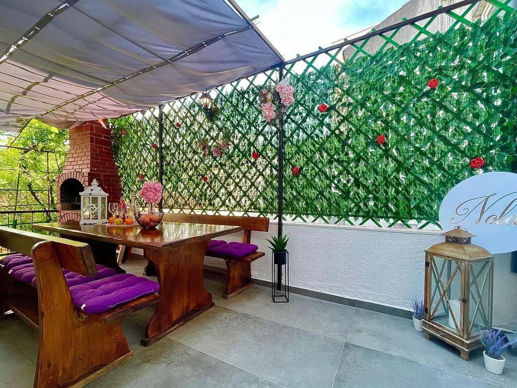 Ferienhaus im Zentrum mit Balkon