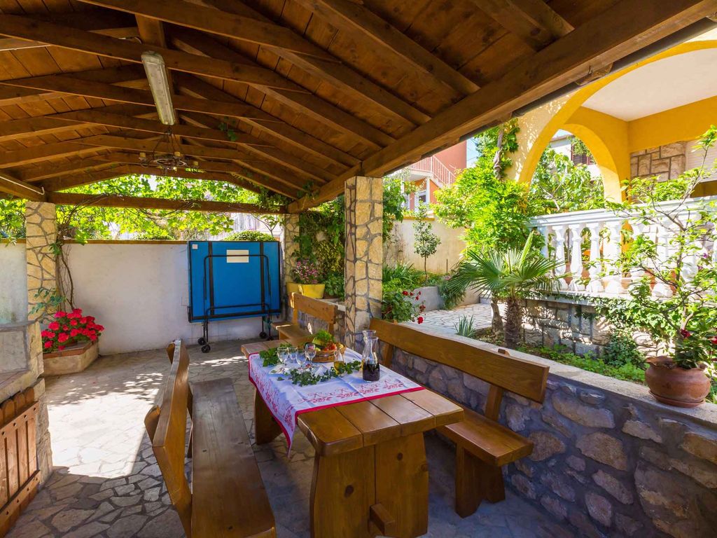 Ferienwohnung mit Terrasse und Meerblick