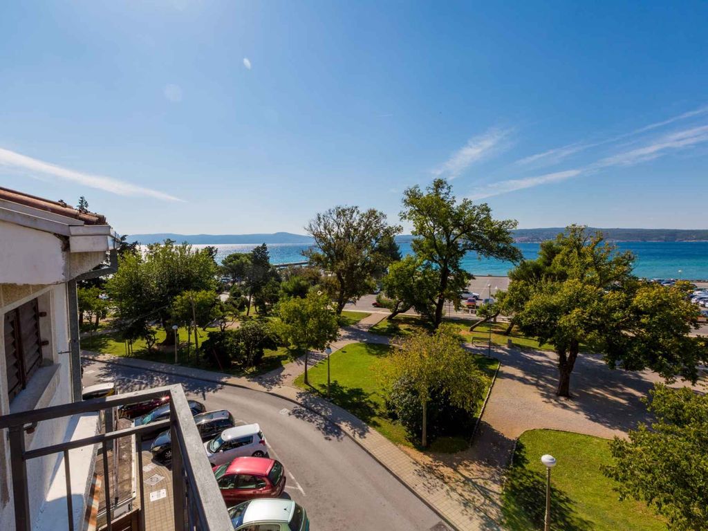 Ferienwohnung mit Balkon und Meerblick