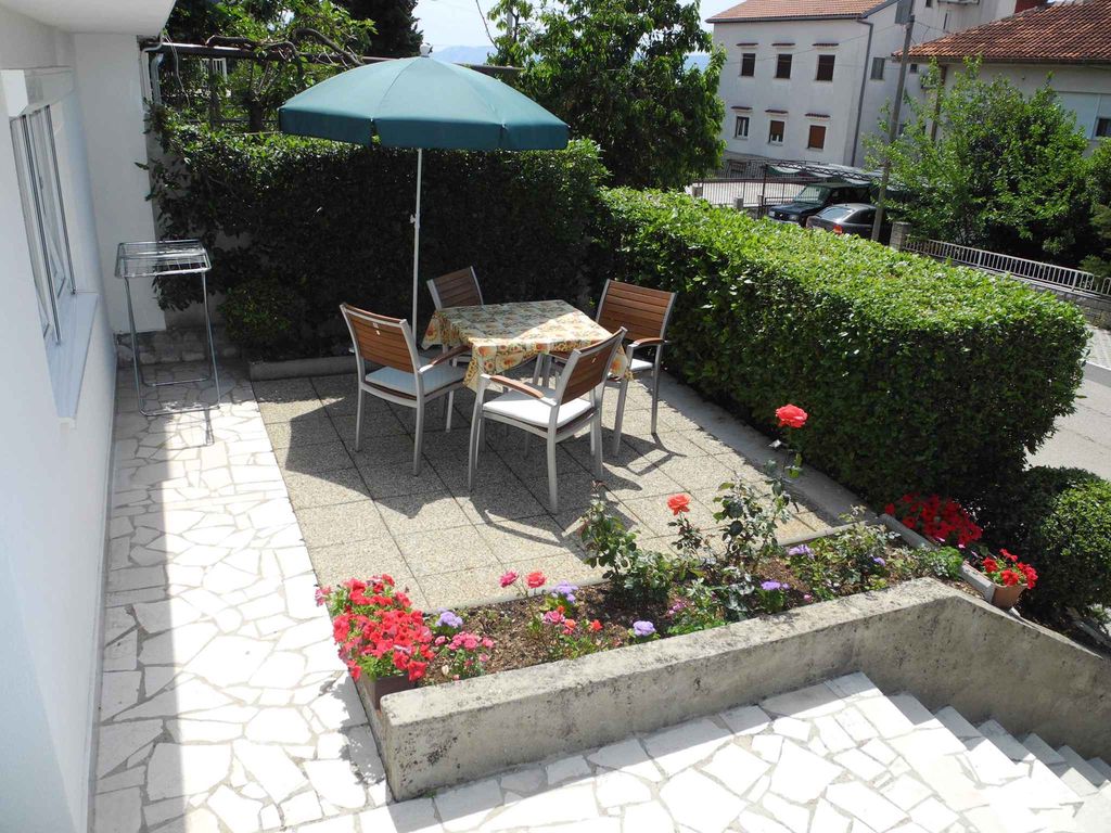 Ferienwohnung mit Terrasse und Klimaanlage