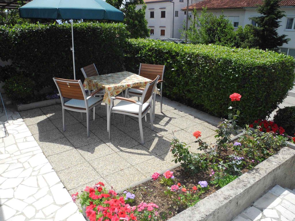 Ferienwohnung mit Terrasse und Klimaanlage
