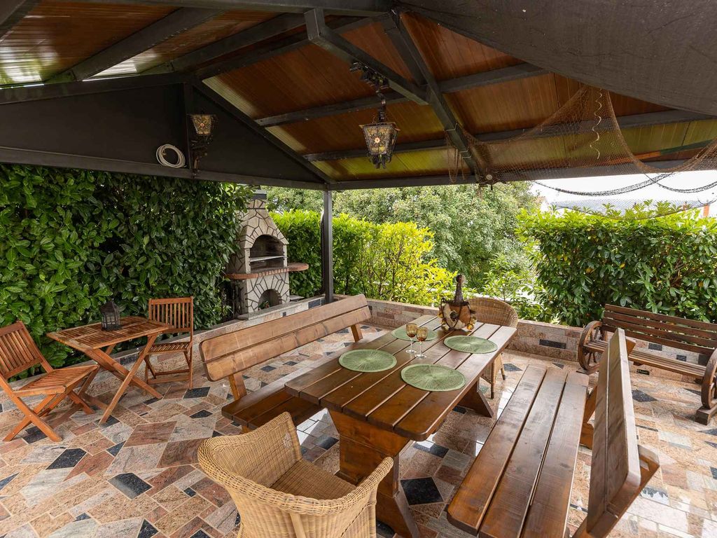 Ferienwohnung mit Terrasse und Internet