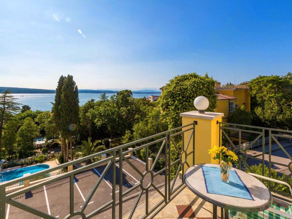 Ferienwohnung mit Balkon und Klimaanlage
