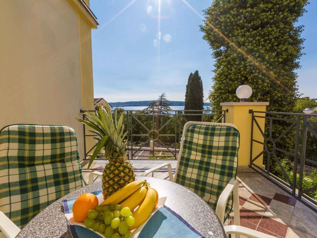 Ferienwohnung mit Balkon und Klimaanlage