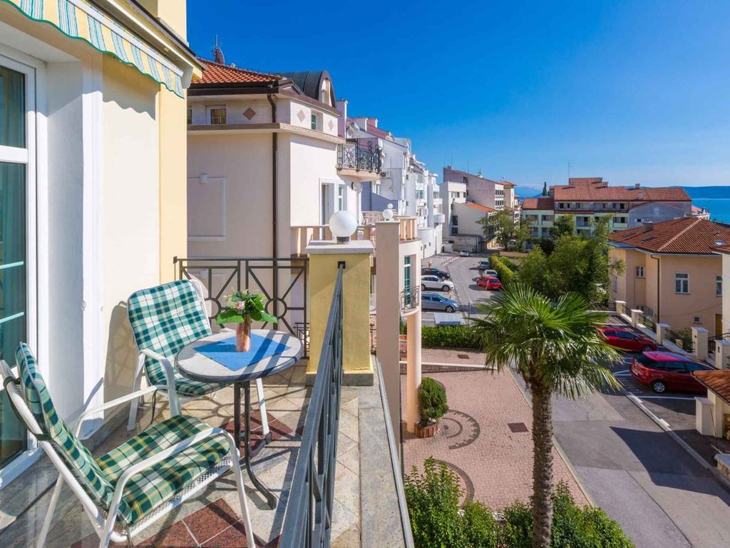 Ferienwohnung mit Balkon und Klimaanlage